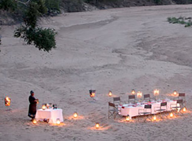 Thanda Tula Safari Camp