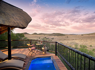Tshukudu Bush Lodge in the middle of Pilanesberg