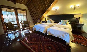 Mongena Game lodge Dinokeng