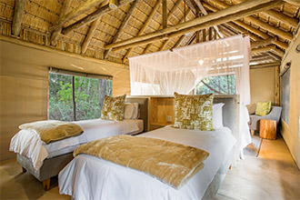 Bateleur Safari Camp