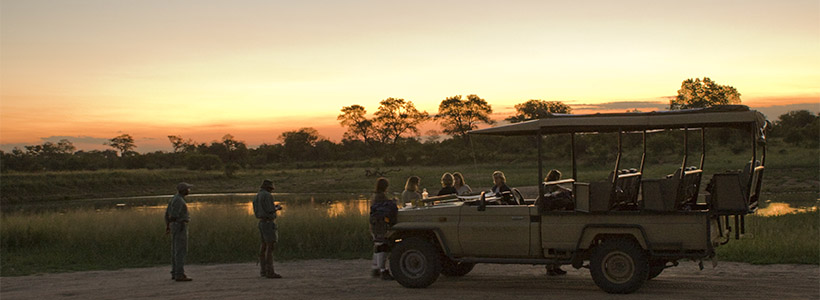 Rhino Post Safari Lodge with Go Safari