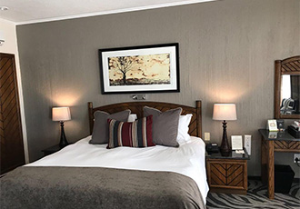 Kwa Maritane Bush Lodge accommodation