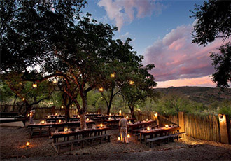 Kwa Maritane Bush Lodge boma